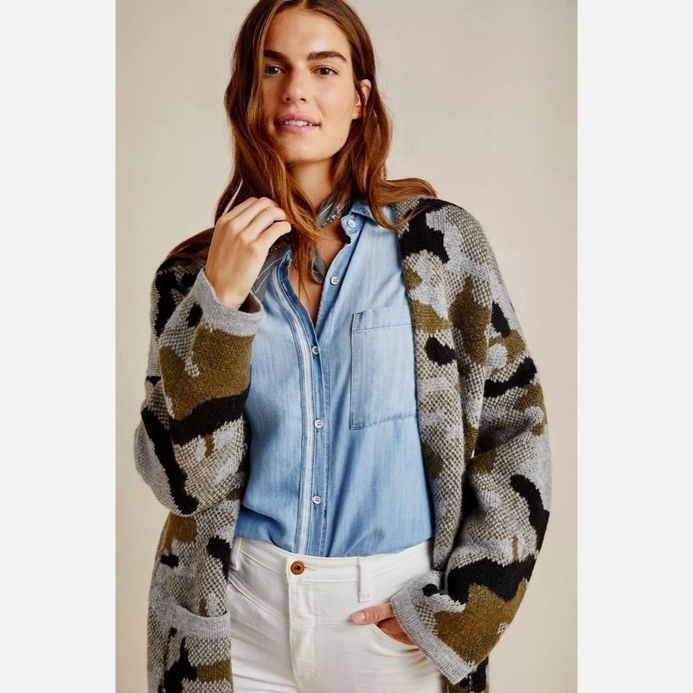 ANTHROPOLOGIE Vero‎ Camo Cardigan Sweater Camouflage Pockets Gorpcore X-Small